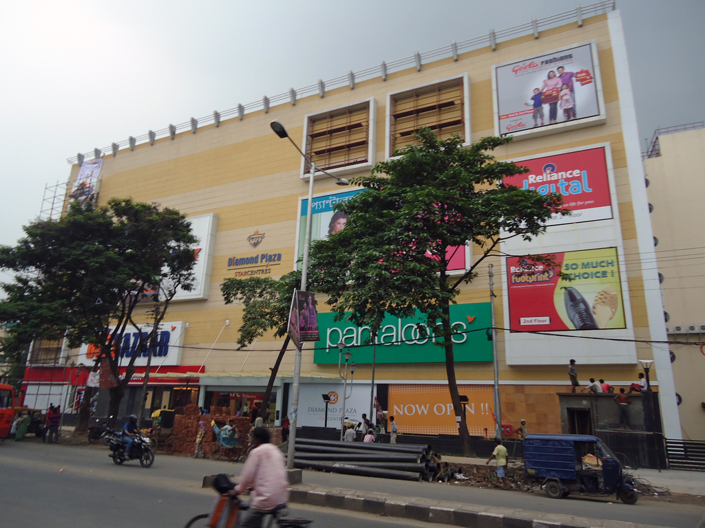 Diamond City North, Jessore Road , Kolkata
