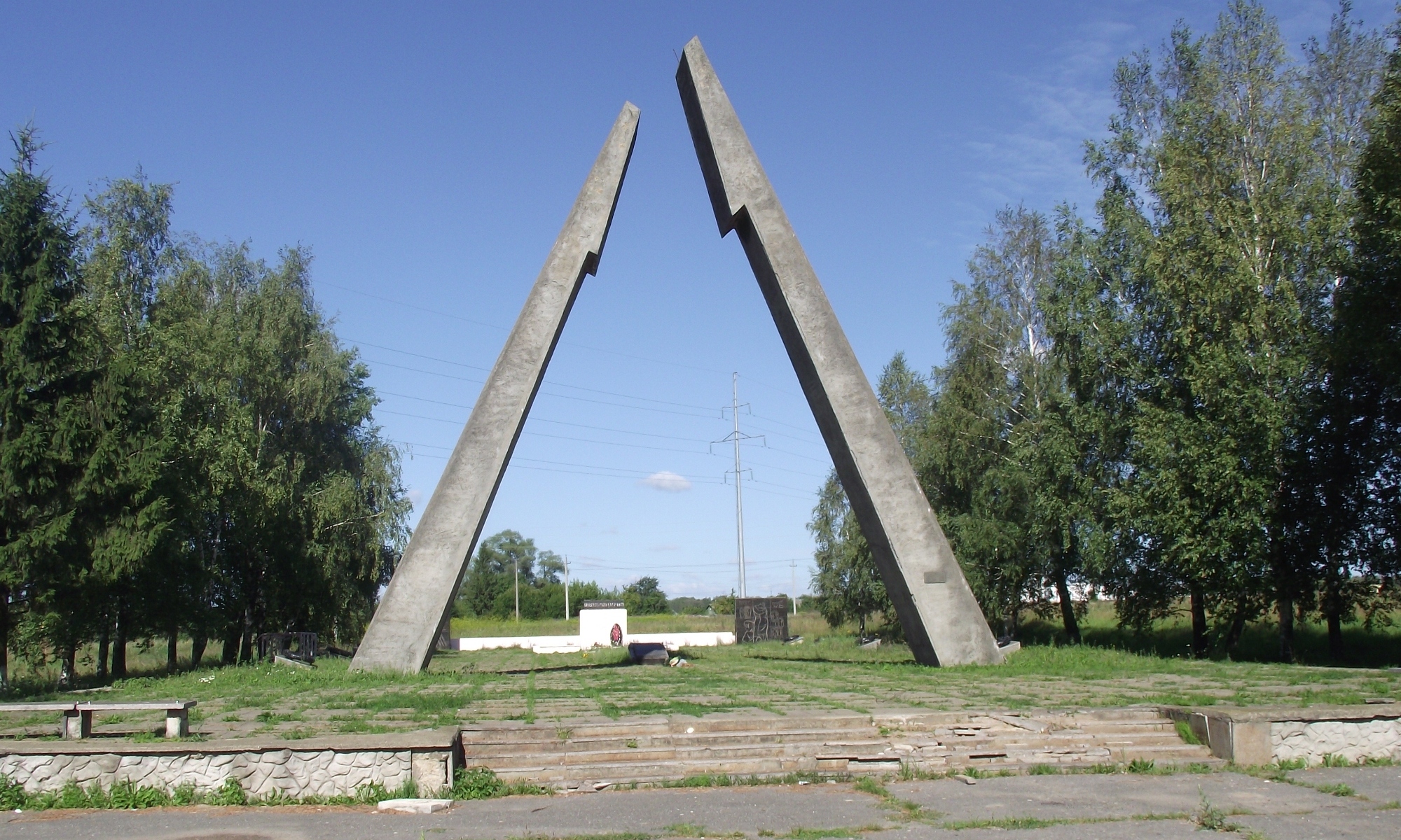 Памятники в Балабаново Калужской области