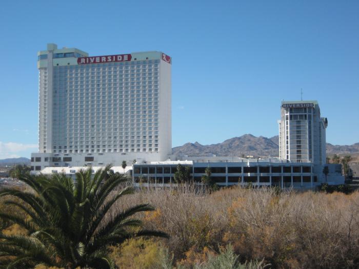 riverside casino laughlin new pool