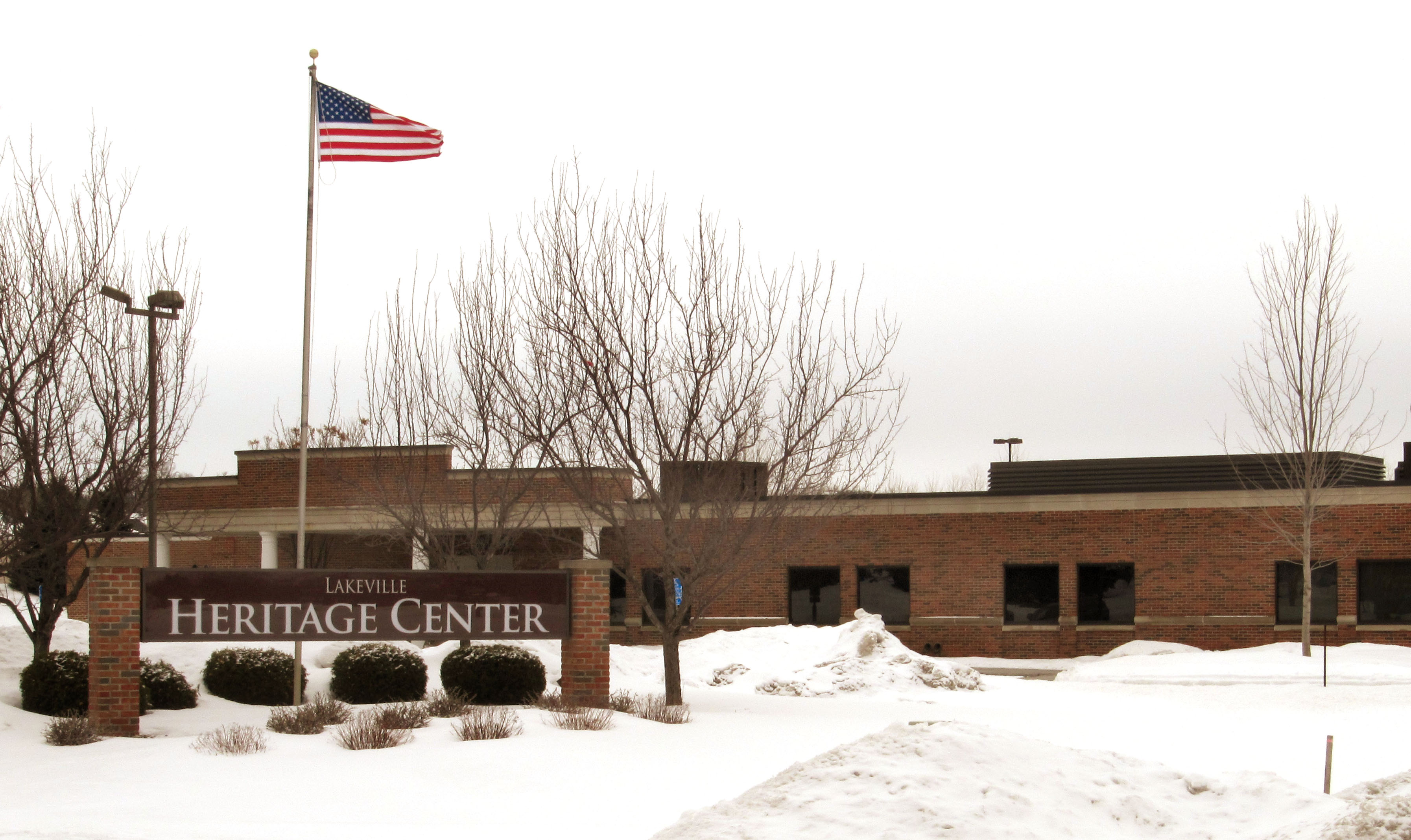 450 Lakeville Road Cancer Center - oms4m64