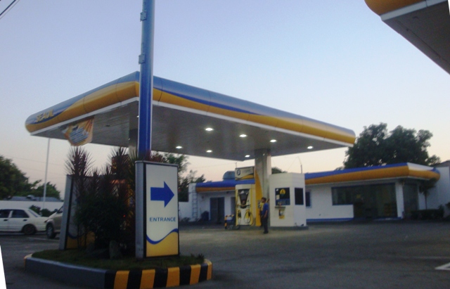 sea-oil-gas-station-quezon-city-commonwealth-avenue-n170-r-7