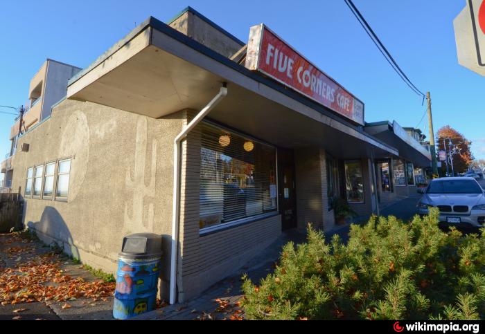 five-corners-cafe-white-rock-british-columbia