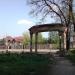 Руины колоннады у входа в парк им. Дзержинского (ru) in Kryvyi Rih city