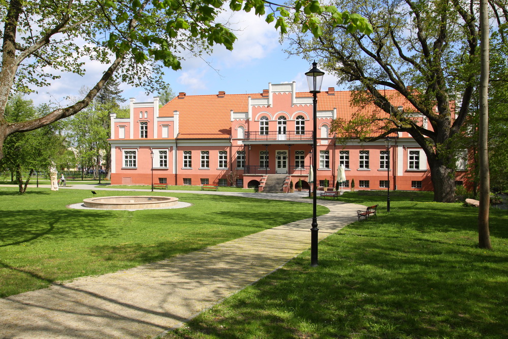 Muzeum Piśmiennictwa I Muzyki Kaszubsko Pomorskiej W Wejherowie Pałac Przebendowskich - Muzeum Piśmiennictwa i Muzyki Kaszubsko