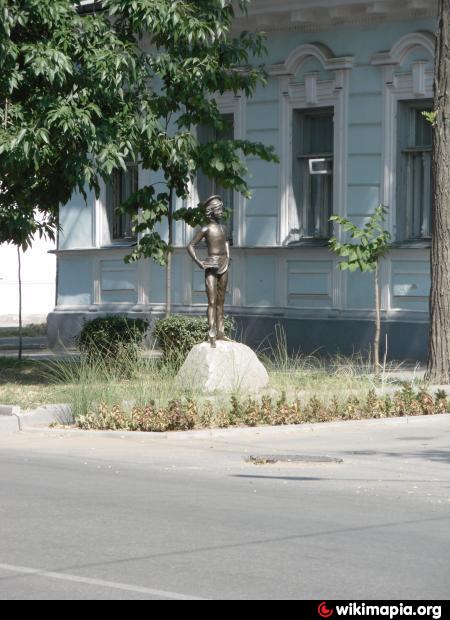 Памятник «Артёмка»   Таганрог image 9