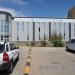 Antigo edificio do terminal áereo, com torre de controle na Aktau city