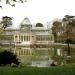 Estanque del Palacio de Cristal en la ciudad de Madrid