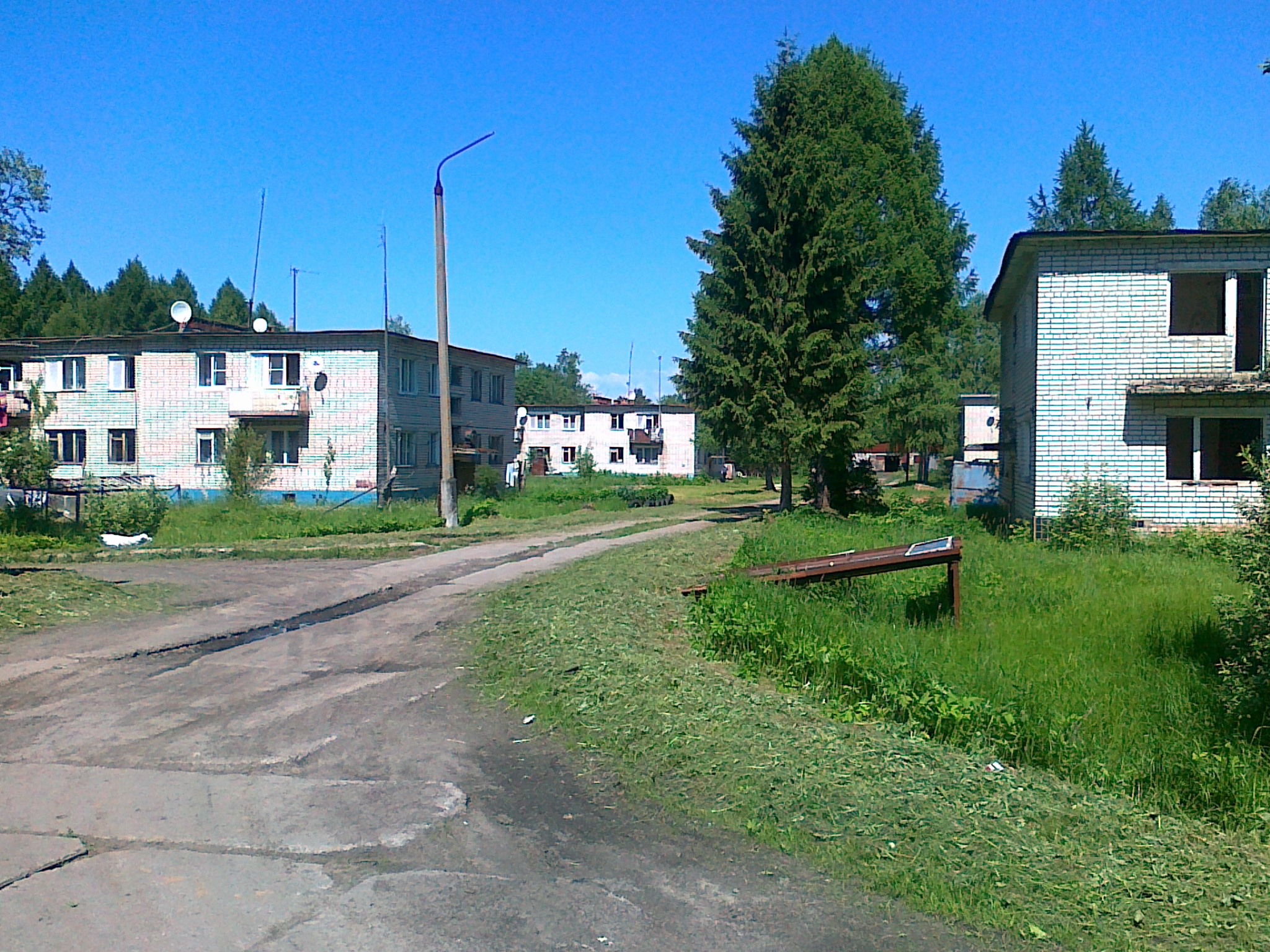 World / Russia / Jaroslavl / Volga , 22 км от центра (Волга) Мир ...