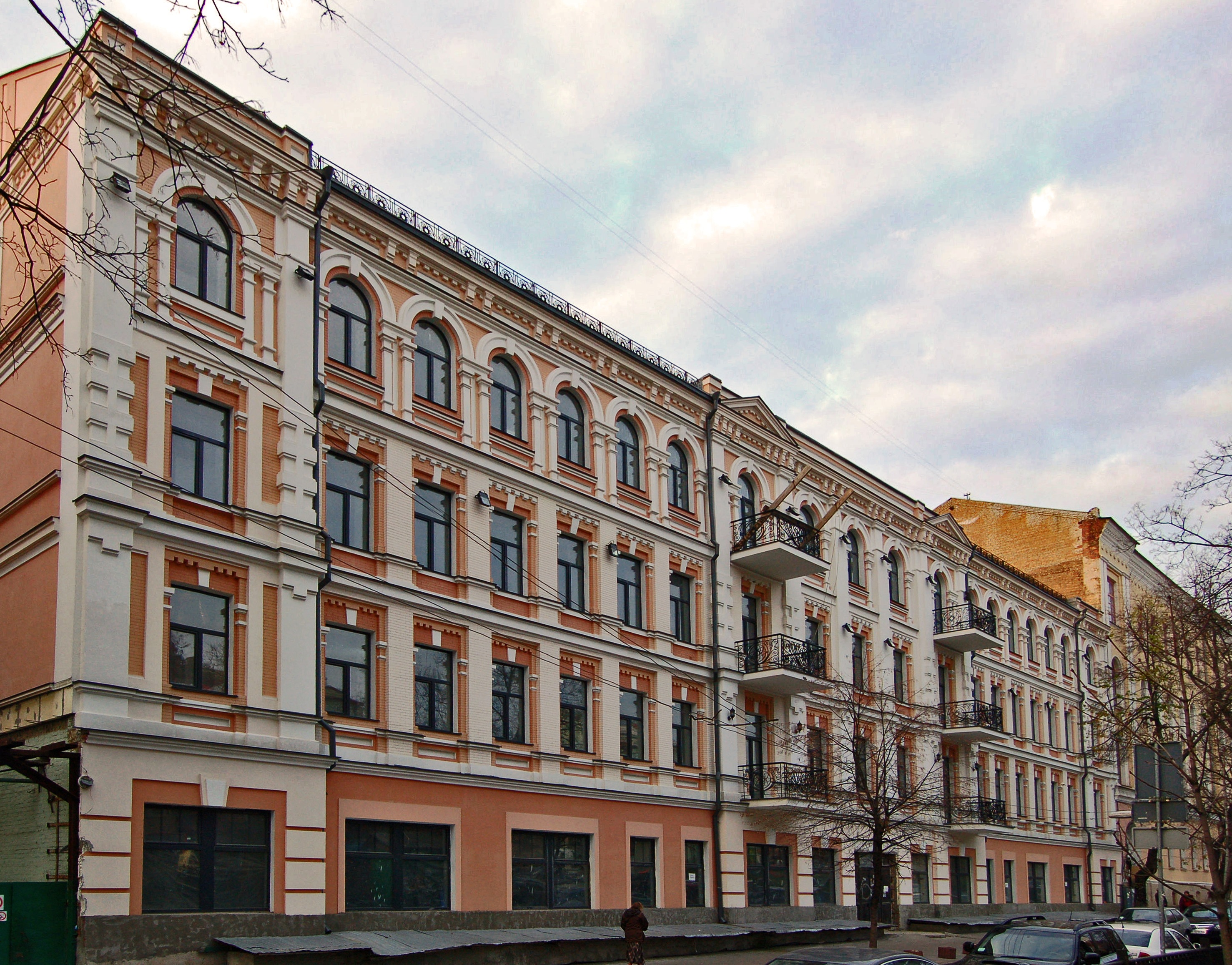 Бульварно-Кудрявская ул., 2 - Киев