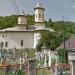 Biserica si cimitir în Nehoiu oraş