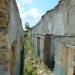 Руины дома управляющего паровозостроительного завода Гартмана в городе Луганск