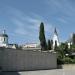 Территория собора Михаила Архангела в городе Сочи