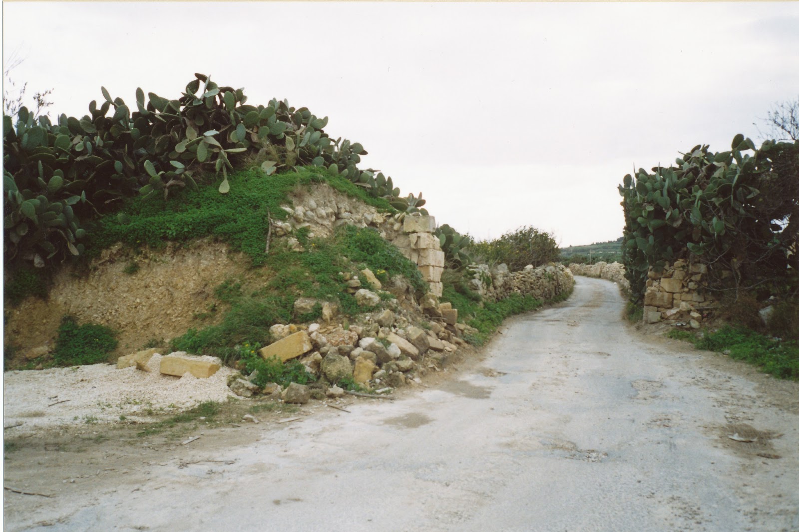 Railway embankment Żebbuġ (ĦażŻebbuġ), Malta
