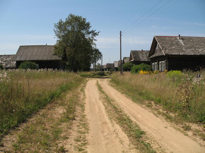 Жители одной из деревень Тверской области оказались отрезанными от мира - YouTub