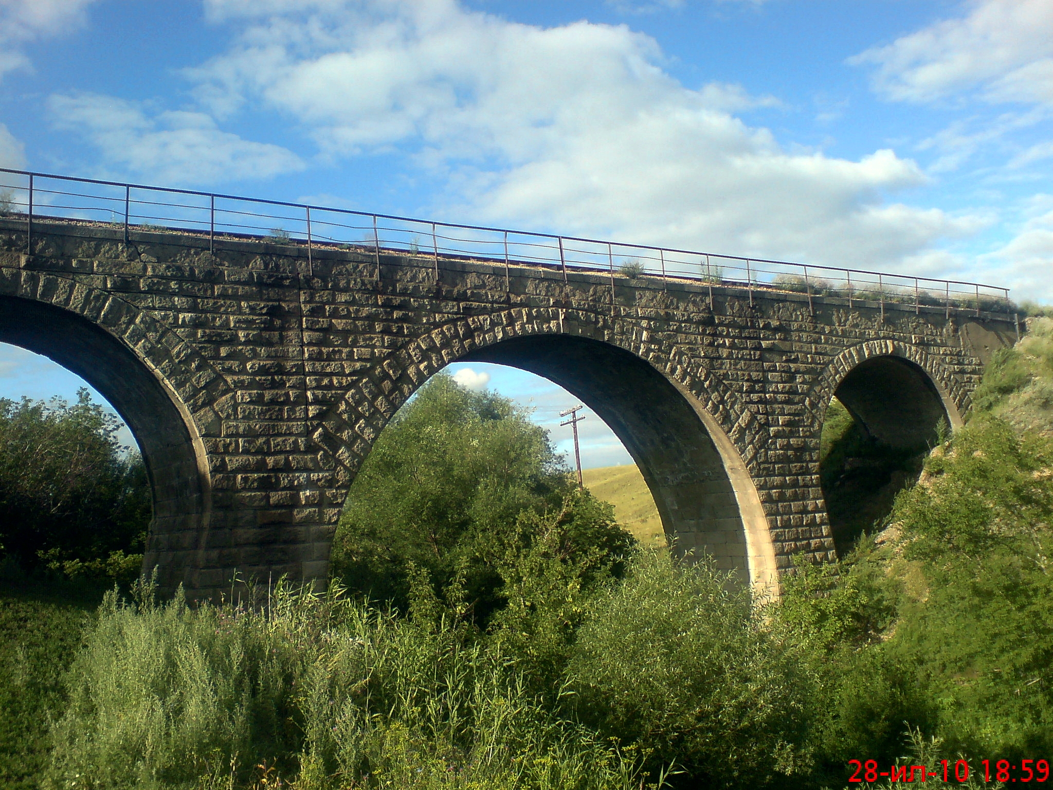 Железнодорожный мост через реку Каменку