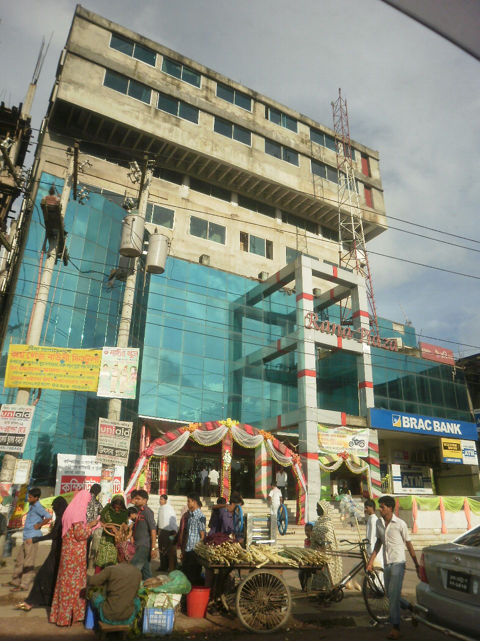 rana-plaza-collapsed-savar-upazila-hq