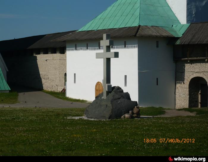 Храм в крестах Псков