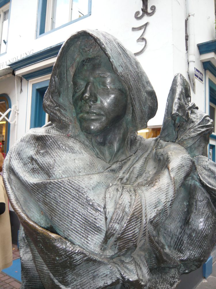 Czyj Posąg Ożywa W Don Juanie Skulptur "Der Pilger" - Kevelaer