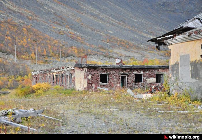 Turmush qurgan keksa juftliklarning uy qurilishi pornosi