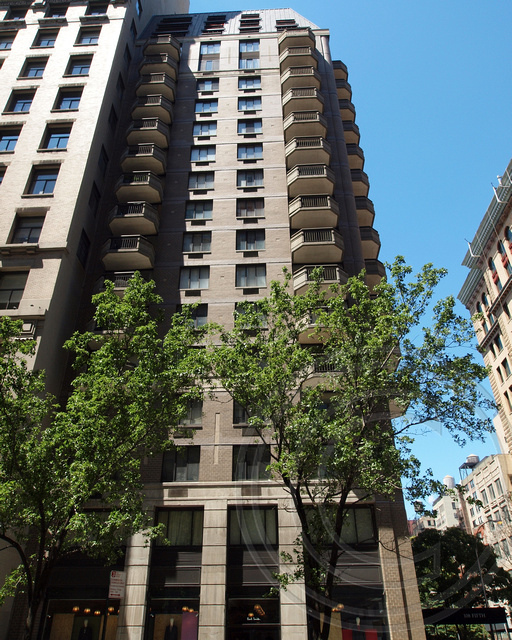 Fifth Avenue Condominiums