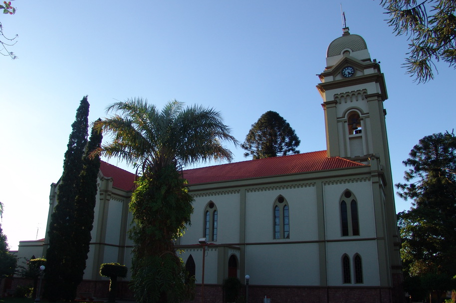 Paróquia Matriz Santo Antônio de Pádua Itapuí igreja católica (edifício) Paróquia Matriz Santo Antônio de Pádua Itapuí igreja católica (edifício)