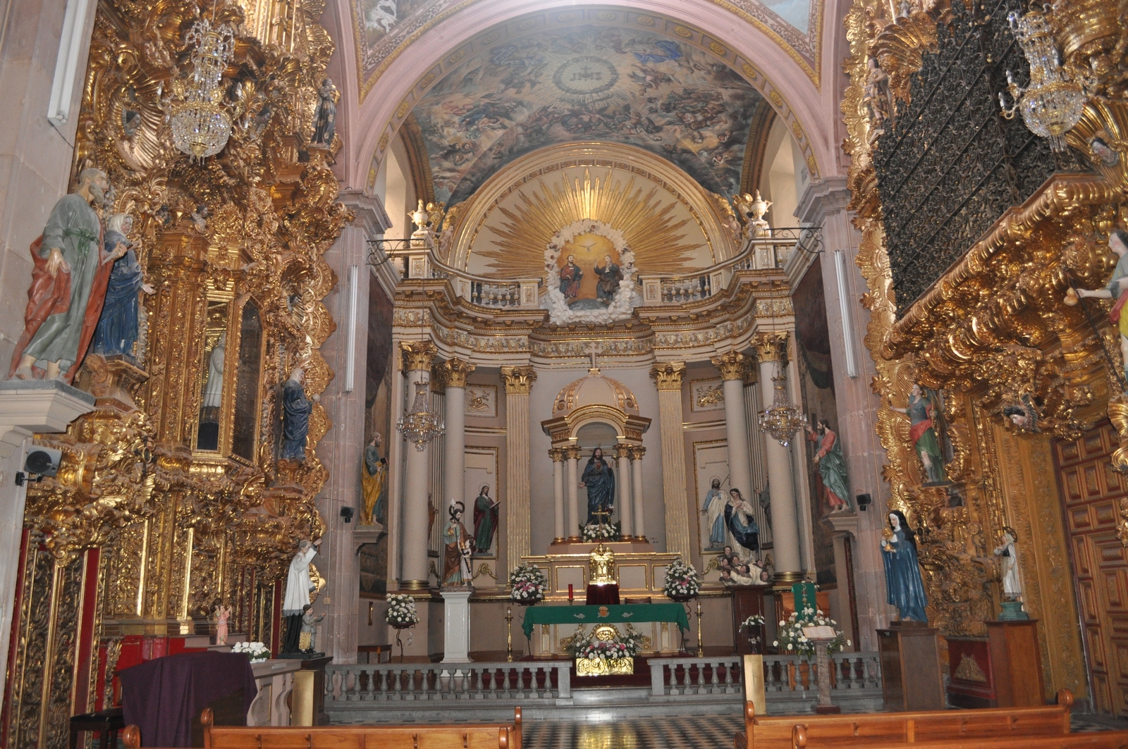 Templo De Santa Clara Santiago De Querétaro