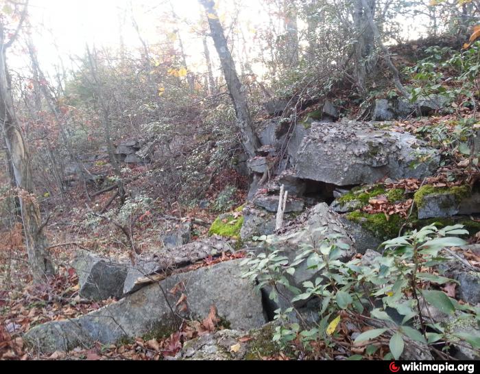 Stoystown Auto Wreckers >> Bare Rock Quarry (Abandoned) Stoystown Auto Wreckers >> Bare Rock Quarry (Abandoned)