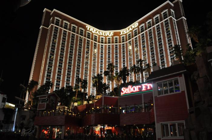 treasure island resort and casino stage