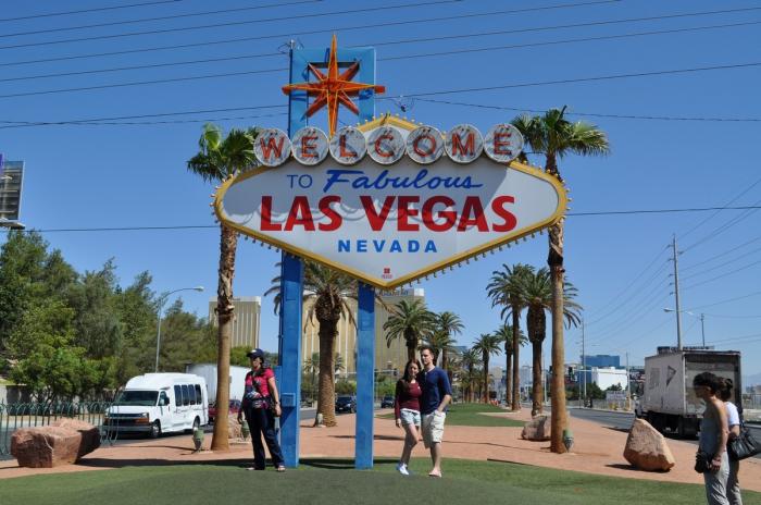 Welcome to Fabulous Las Vegas sign, The Landmark Wiki