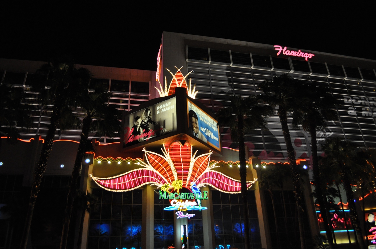 does las vegas flamingo have a casino