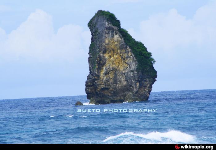 pantai-watu-leter-kulon