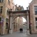 Pomp Arc in Bruges city