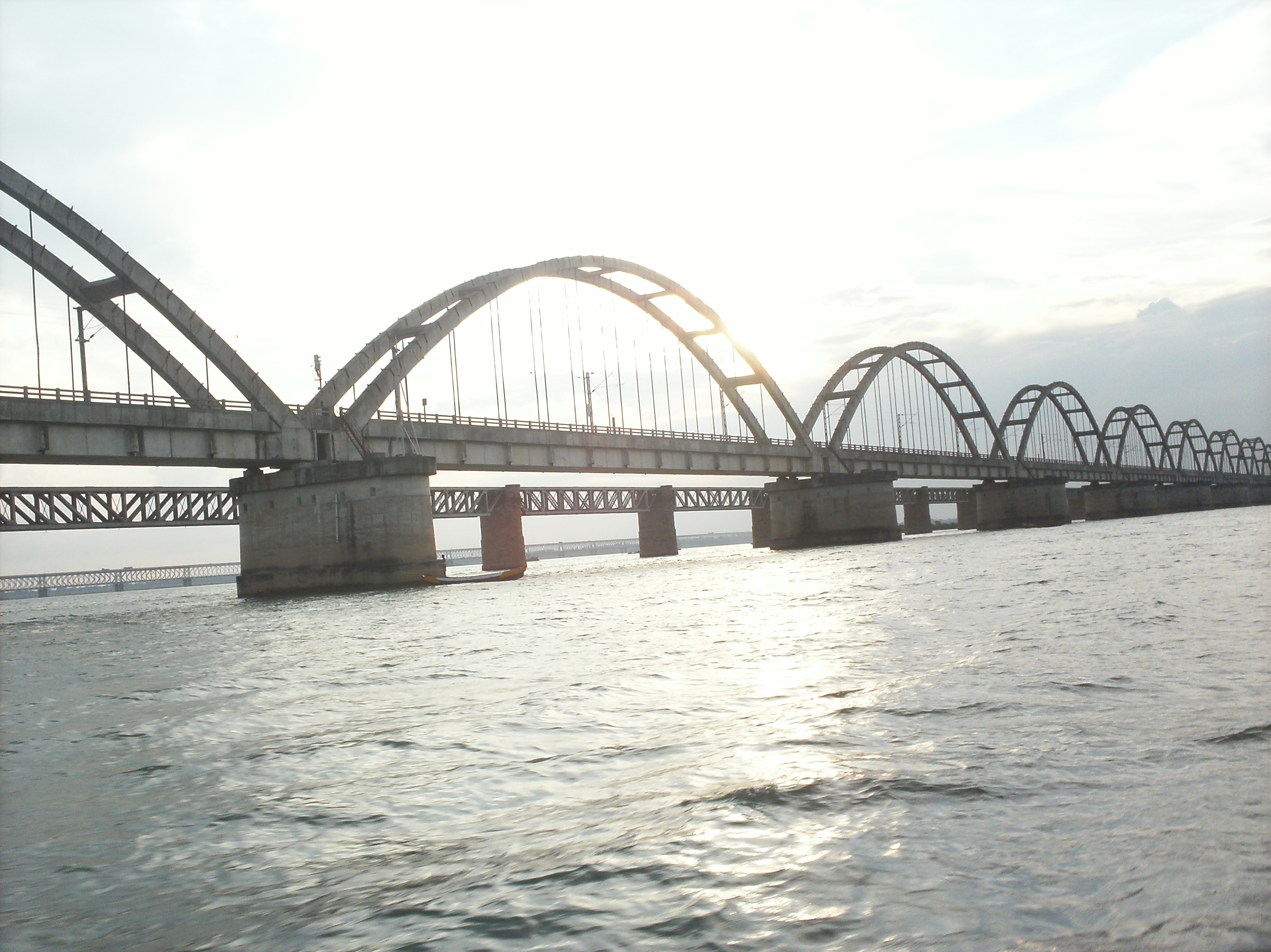 Kovvur_Rajahmundry Railway Bridge