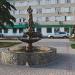 Фонтан со скульптурой в городе Кропоткин