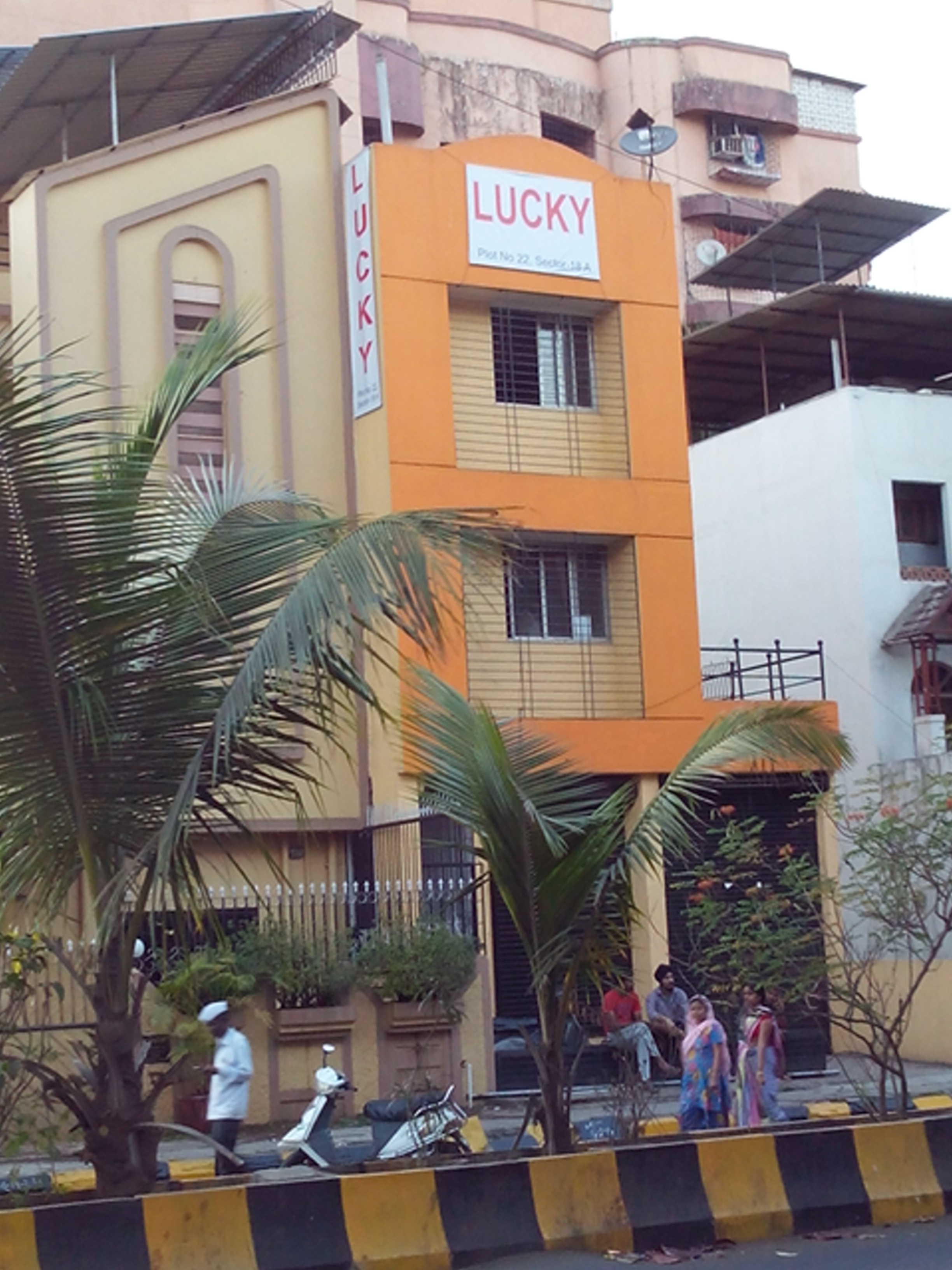 lucky-hostel-pg-accommodation-navi-mumbai