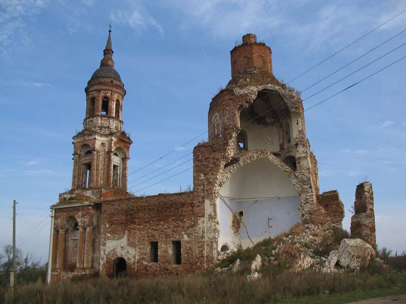 Шолга Церковь