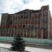 Руины сгоревшего корпуса фабрики в городе Раменское