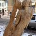 Деревянная скульптура ангела