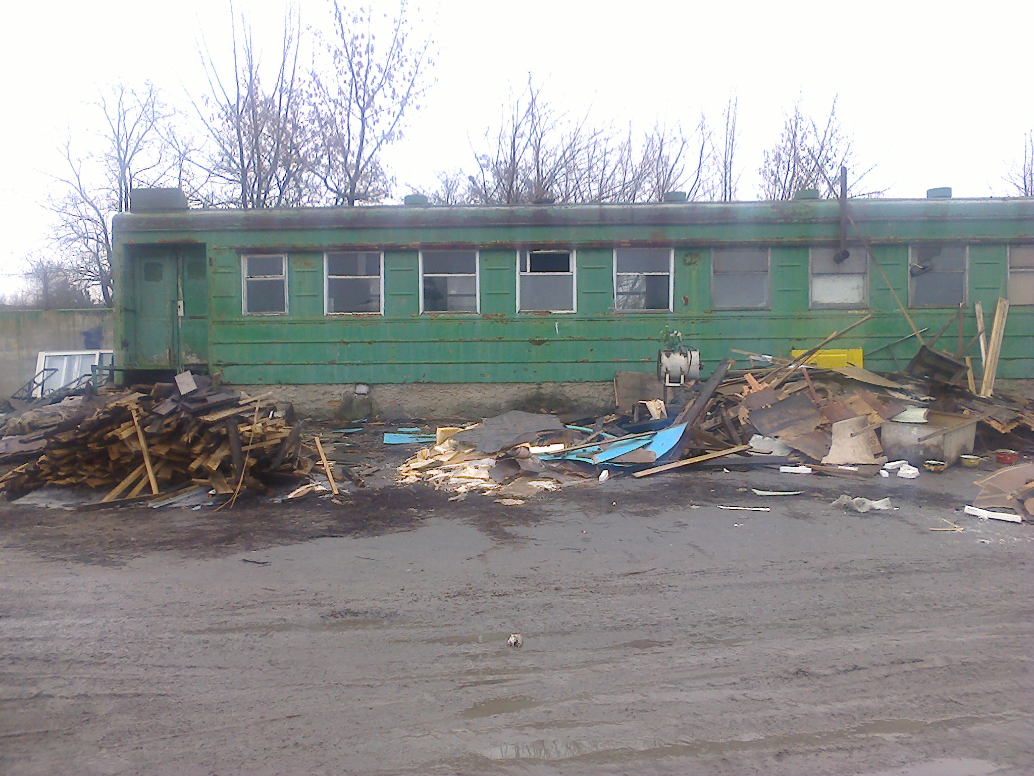 Зруйнована промбаза - Вольнянск