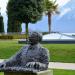 Памятник  Рэю  Чарльзу Робинсону (ru) in Montreux city