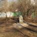 Старинное надгробие Арбатецкого кладбища и мемориал 