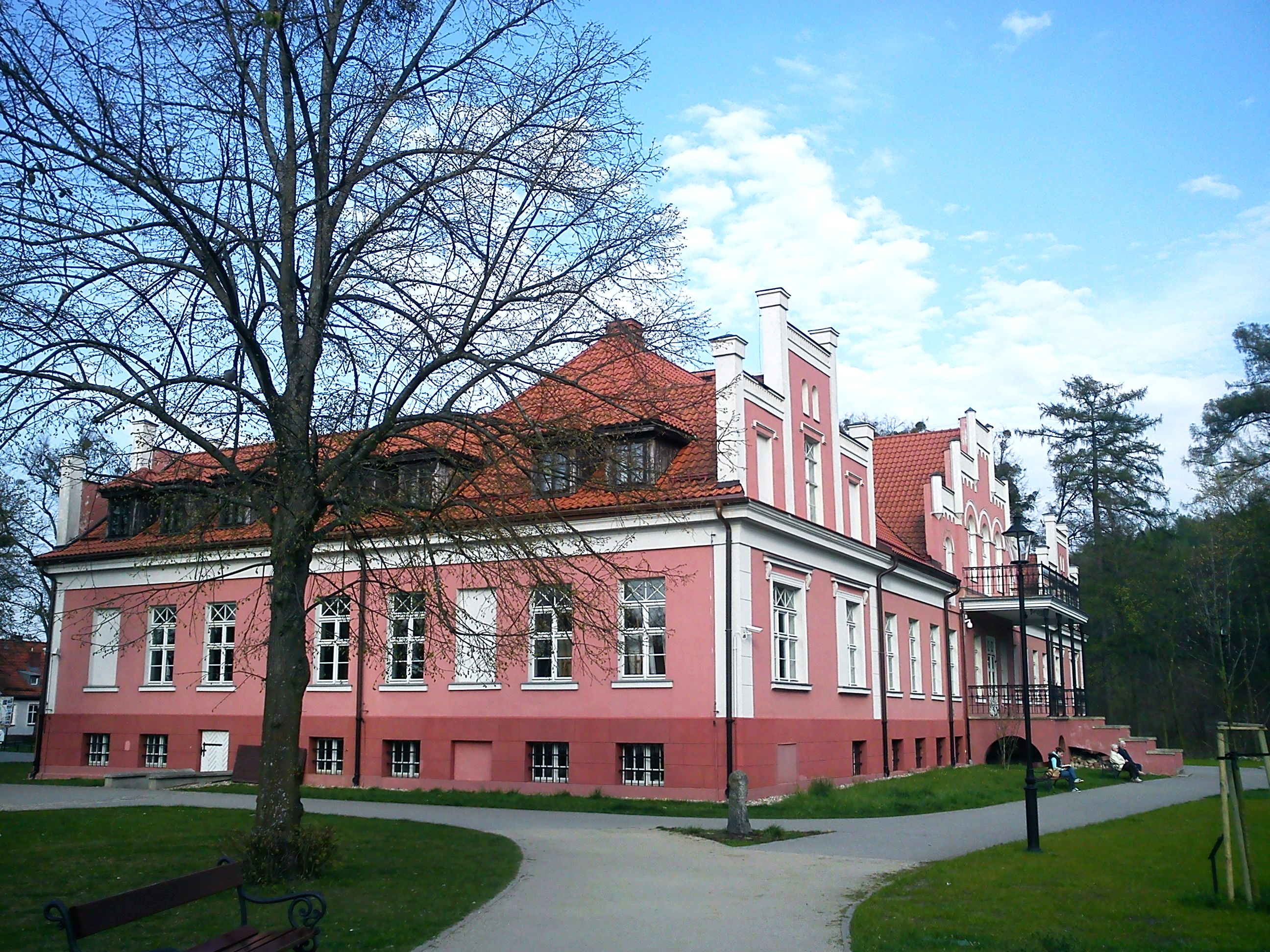 Muzeum Piśmiennictwa I Muzyki Kaszubsko Pomorskiej W Wejherowie Pałac Przebendowskich - Muzeum Piśmiennictwa i Muzyki Kaszubsko