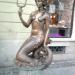 Скульптура німфи Мелюзини в місті Львів