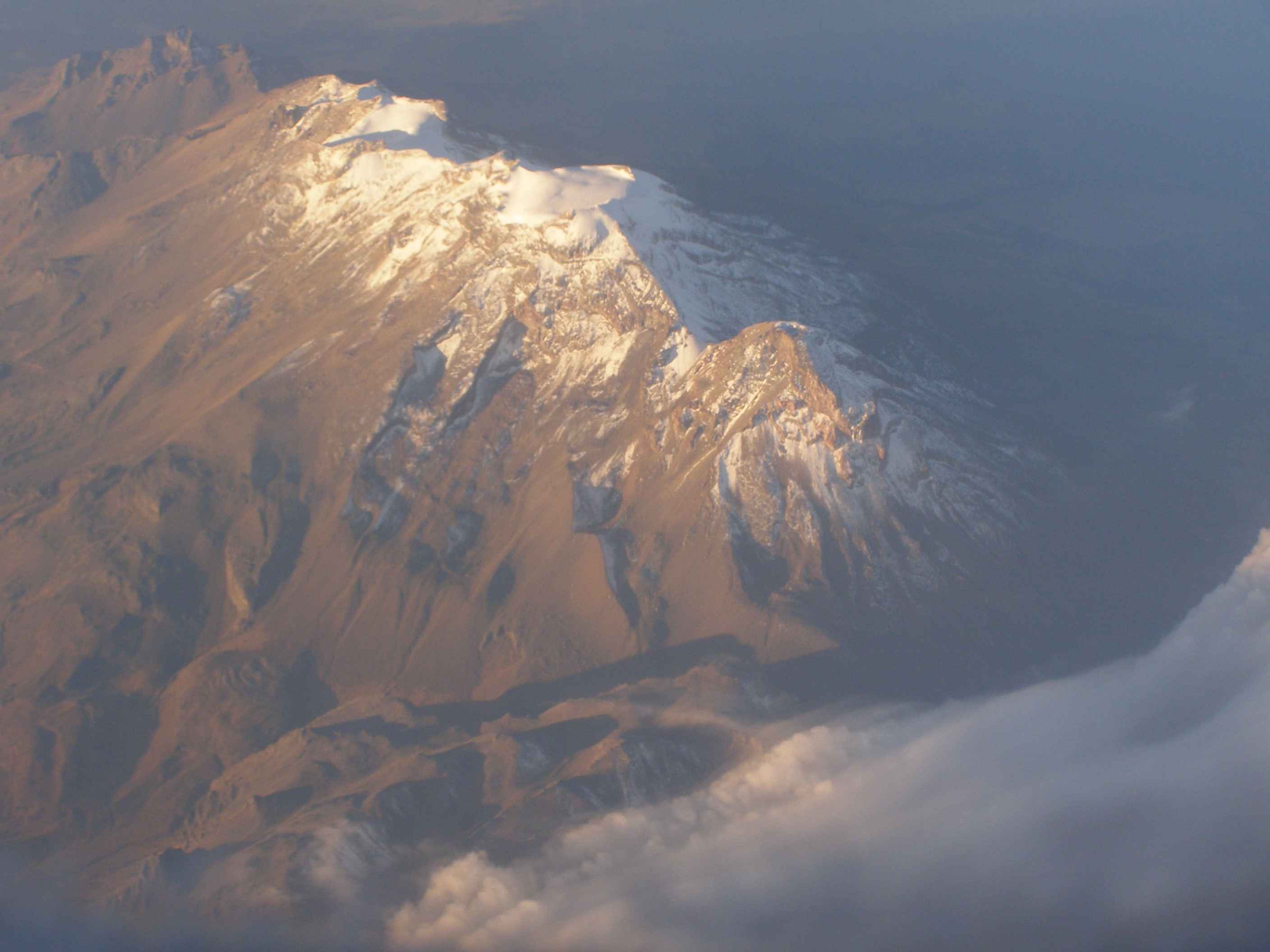 iztaccihuatl-volcano