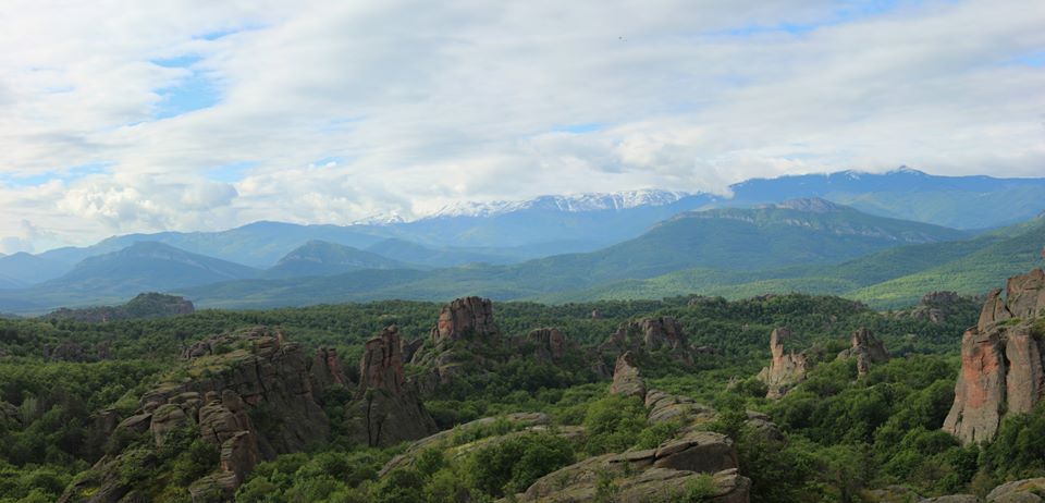 Observing site with panoramic view