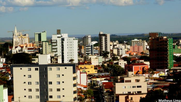 Centro de Idiomas - Patos de Minas