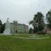 Развилка с памятником в городе Куровское
