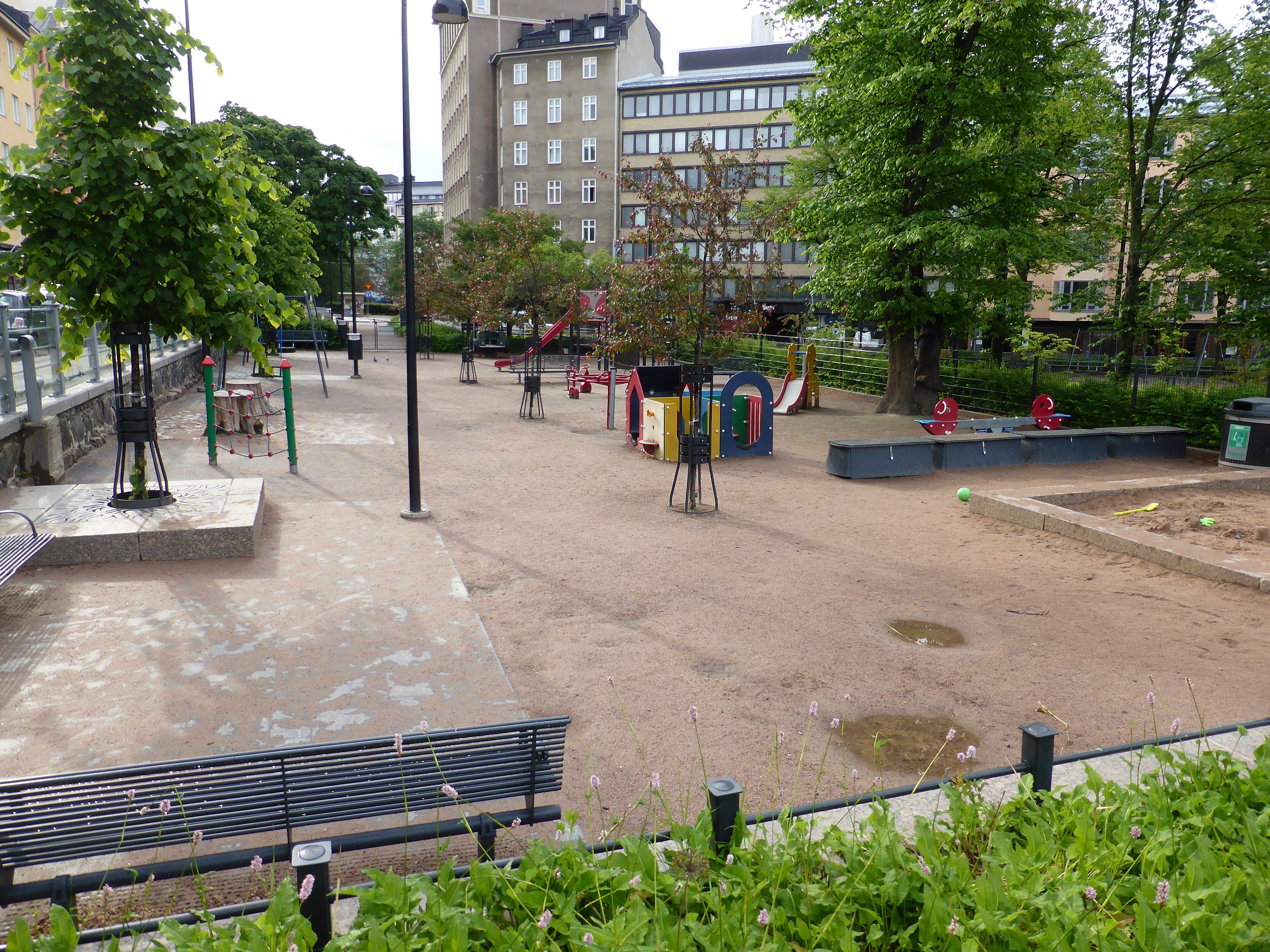 children-s-playground-helsinki