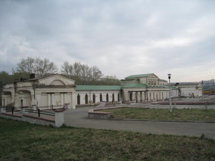 Здание бывшего драмтеатра   Каменск Уральский image 0