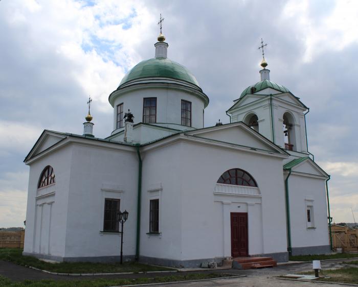 Церковь Покрова в Братцево